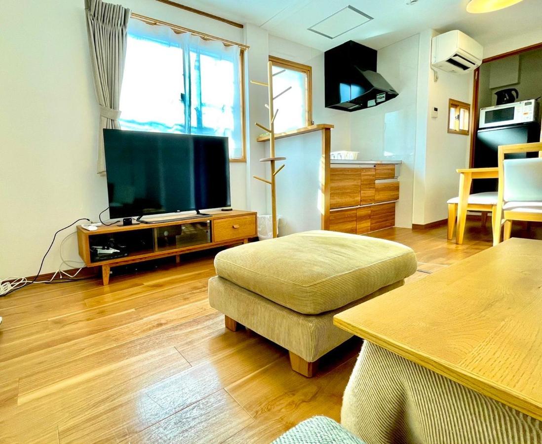 上落合ハウス Kamiochiai House Lägenhet Tokyo prefektur Exteriör bild